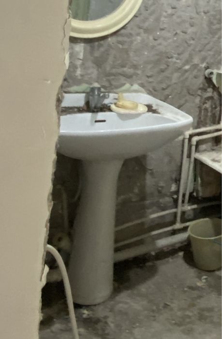 Продам раковину в идеальном состоянии без трешин