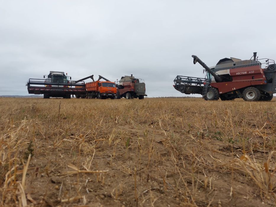 Продам комбайн Вектор 410