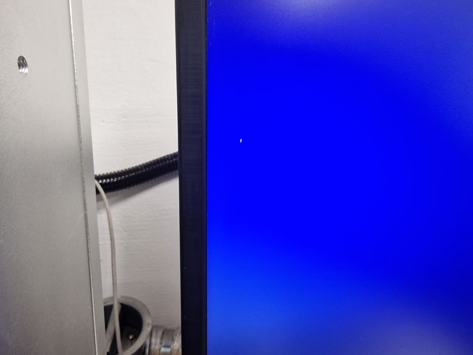 Монитор Philips Led 22"