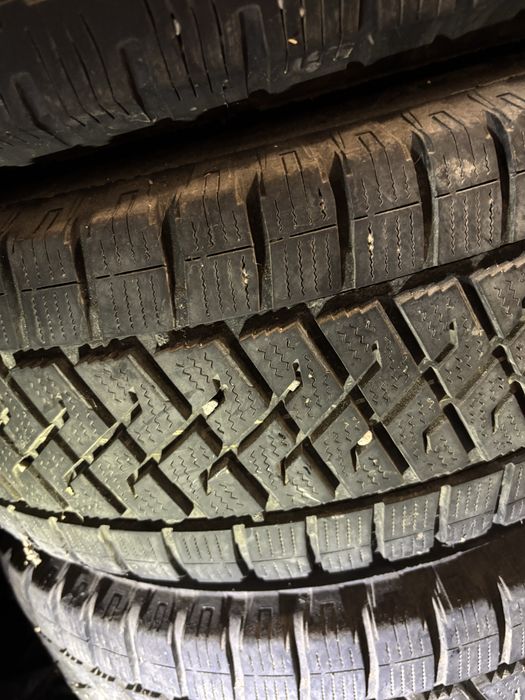 Гуми  с джанти 235 65 16 за спринтер