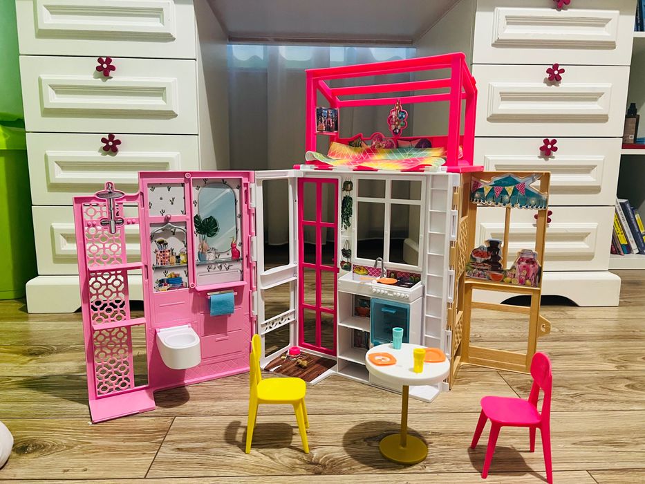 Casă Barbie cu accesorii