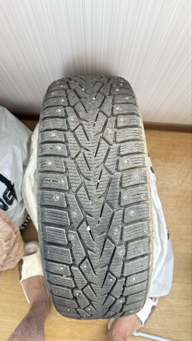 Зимняя резина в хорошем состоянии