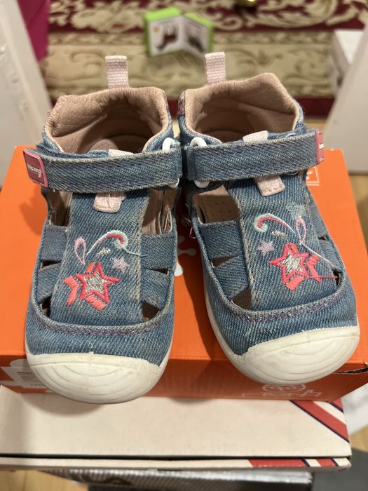 Продам сандали Biomecanics