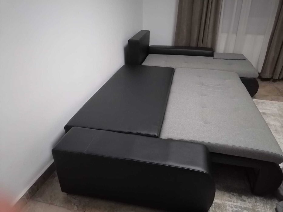 Canapea pe colt stanga extensibila