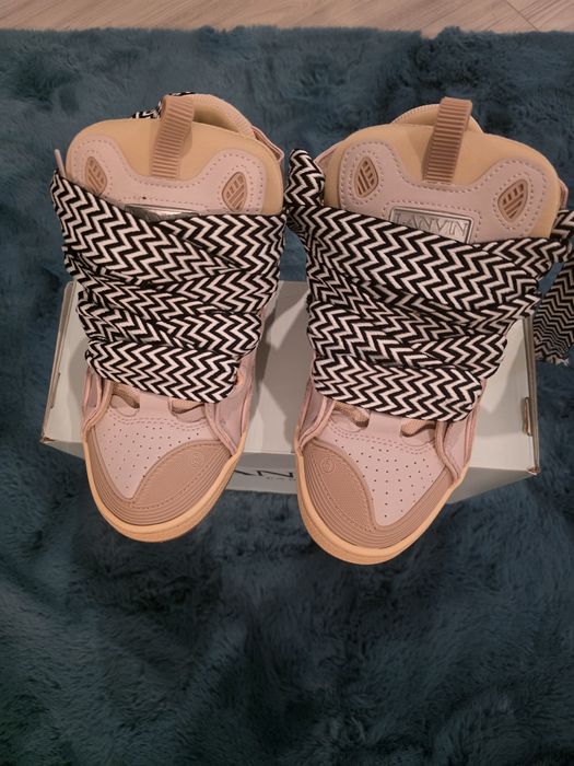 Vând lanvin curb nr 39