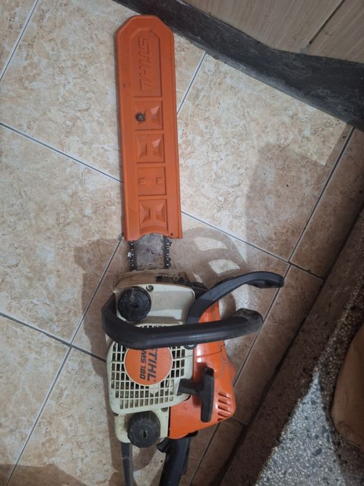 Моторен трион STIHL MS180