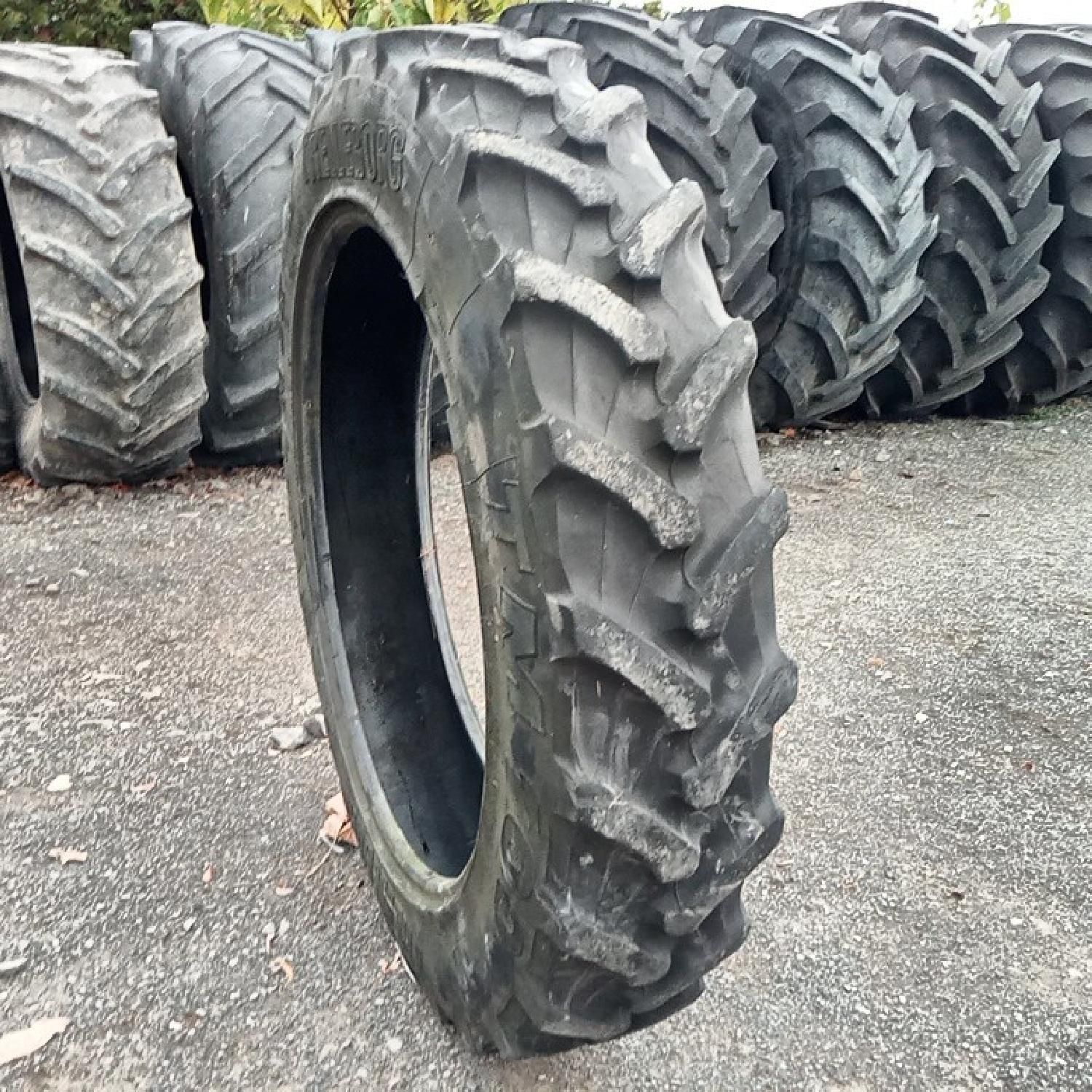 Cauciucuri 230/95R32 Trelleborg Anvelope Second Hand REZISTENTE