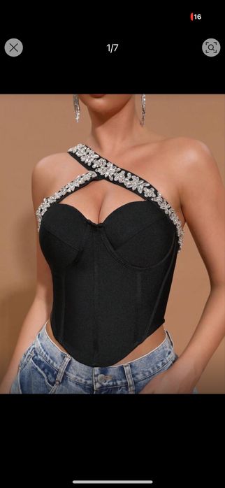 Топ с камъни