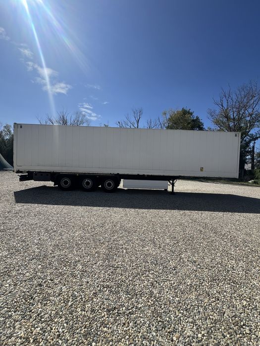 Vănd semiremorca dubă krone