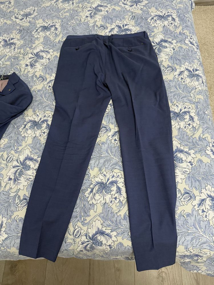 Costum barbati zara
