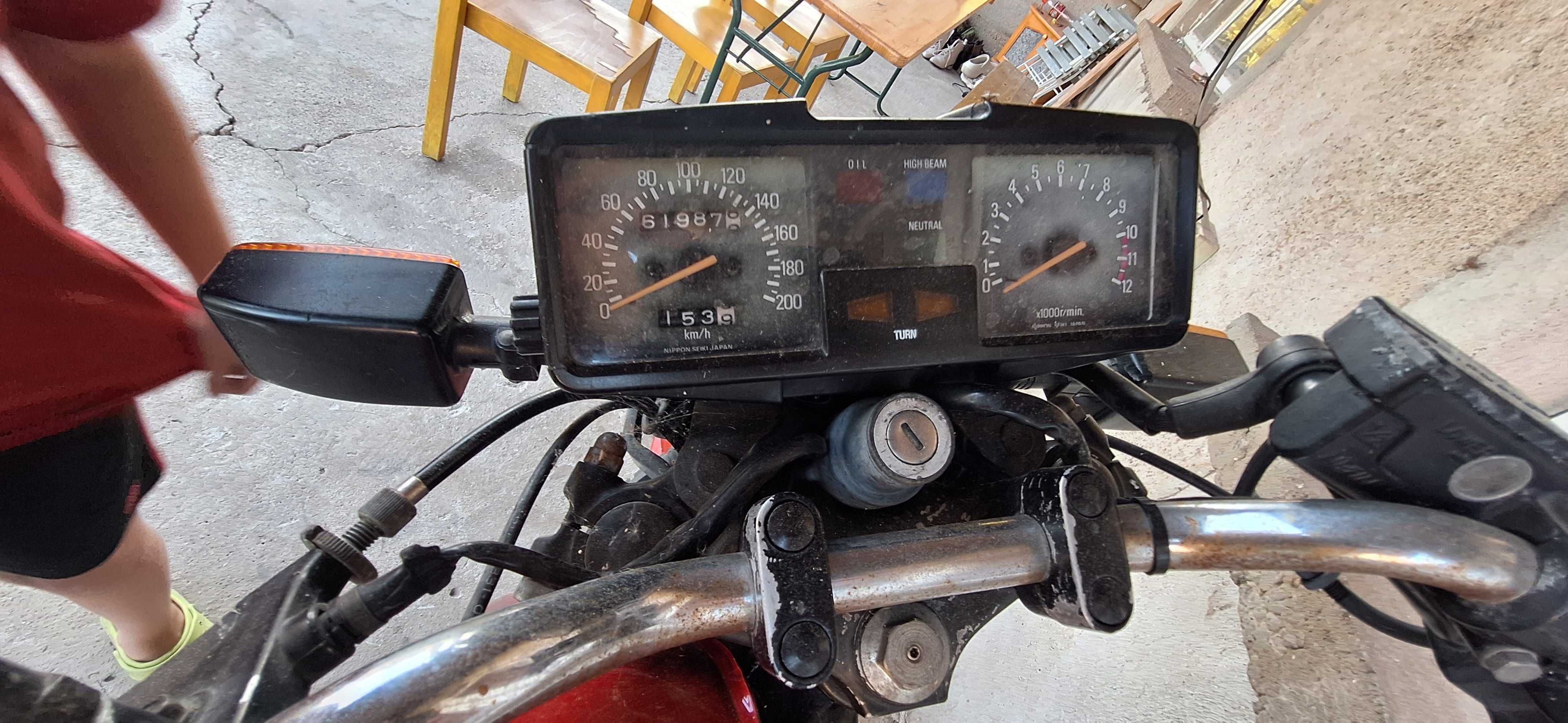 Yamaha 400          .