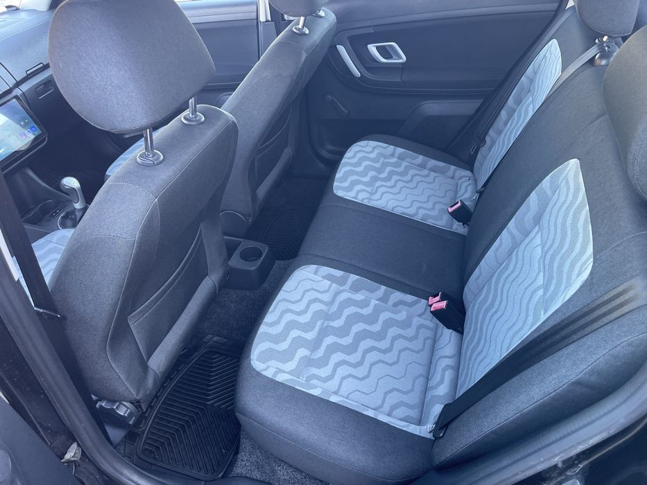 Ofetra! Skoda Fabia 1.2 MPI, Navigatie, klima,oglinzi electrice,jante