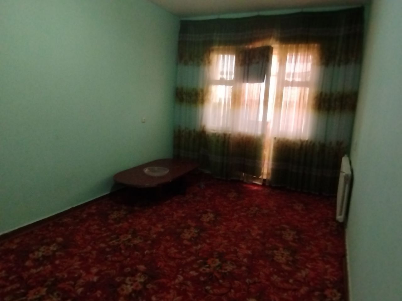 Продаётся квартира в 6 мкрн