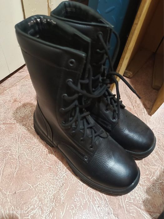 Продам новые берцы