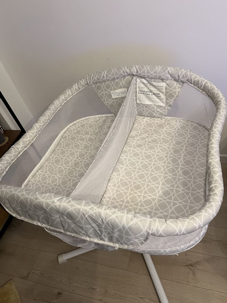 Patut cosleeper gemeni Halo Bassinest