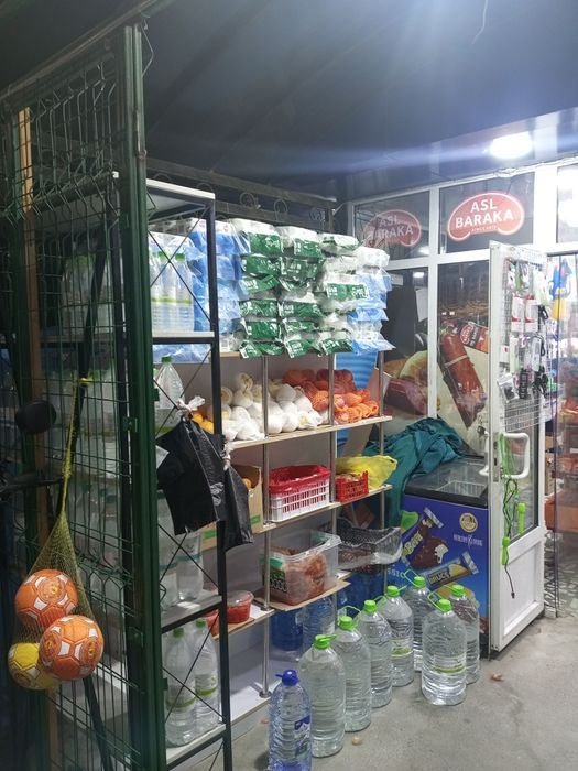 oziq ovqat doʻkoni sotiladi