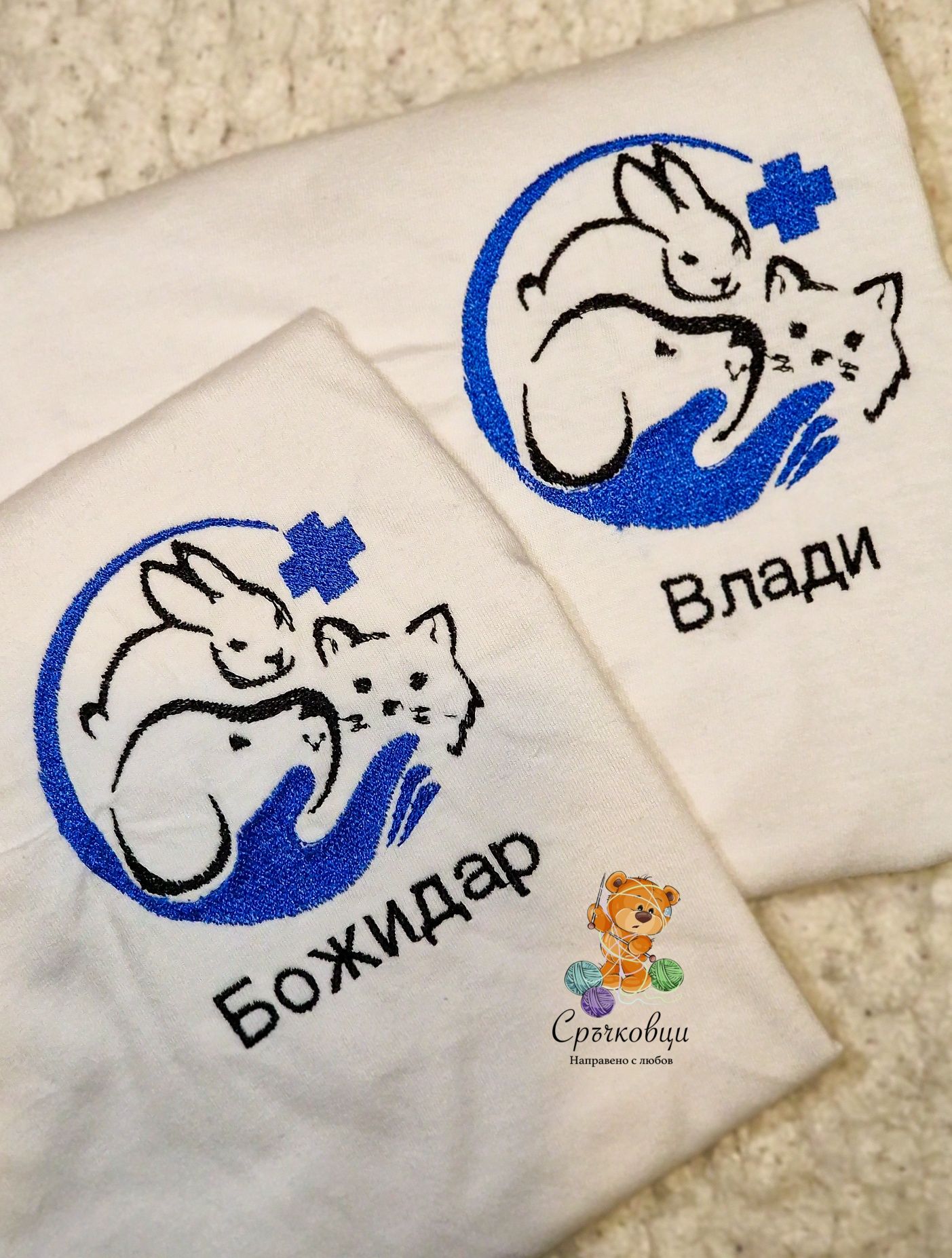 Машинна бродерия върху тениски