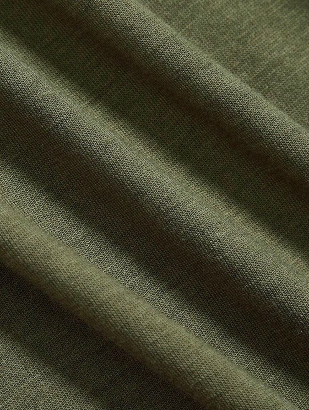 Зелена тениска с щампа