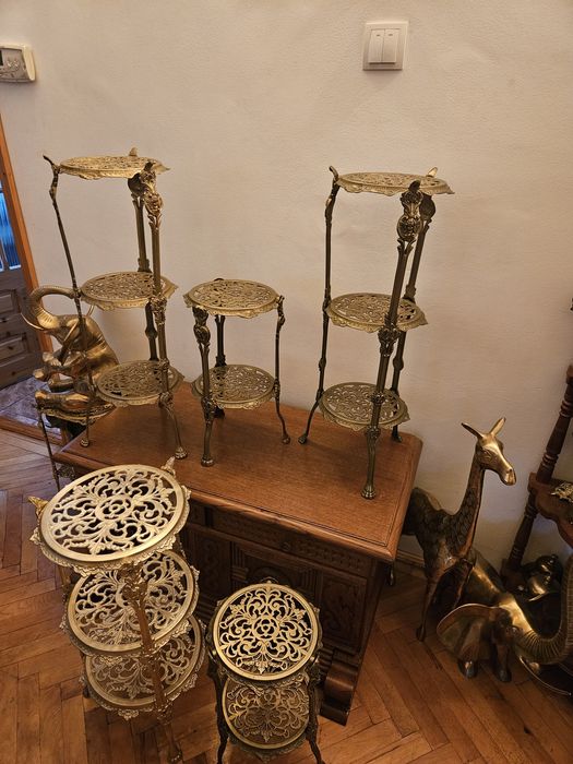 Etajera plante bronz alama