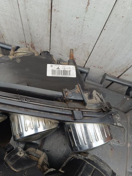 Faruri alfa Romeo 159 lupa