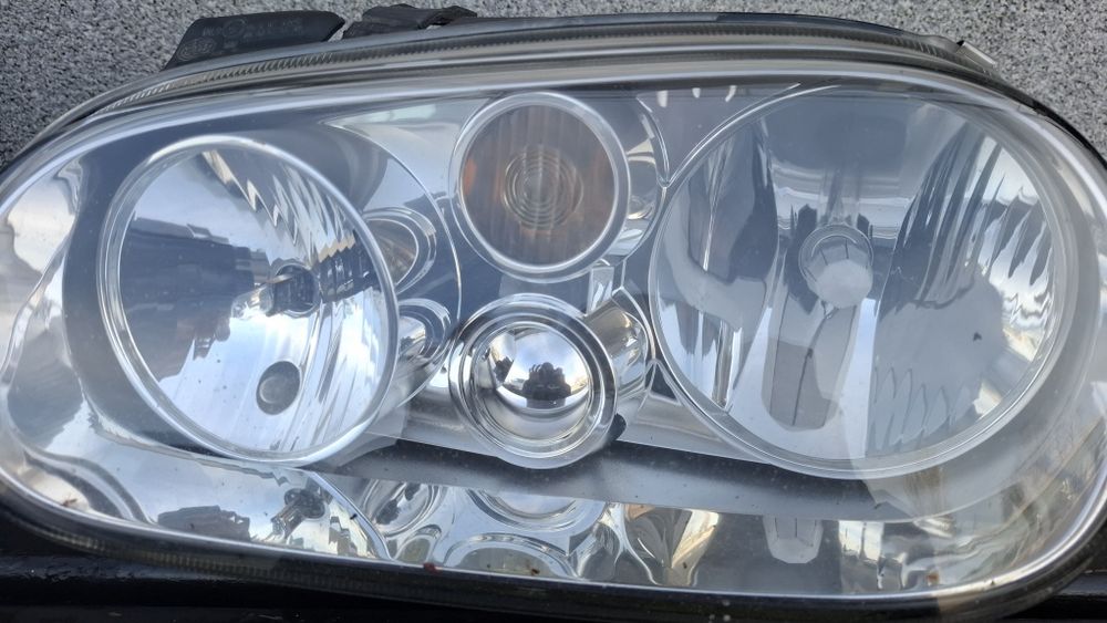 Фарове за Голф 4