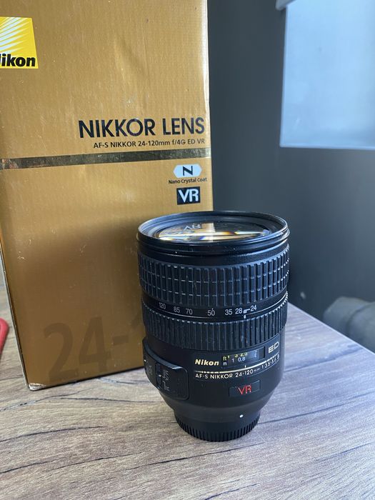 Объектив Nikon AF-S NIKKOR 24-120mm f/4G ED VR