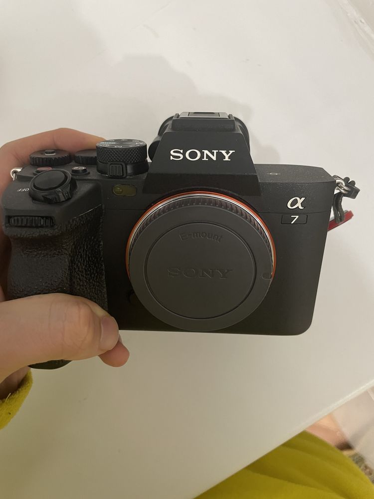 Продам Sony Alpha IV