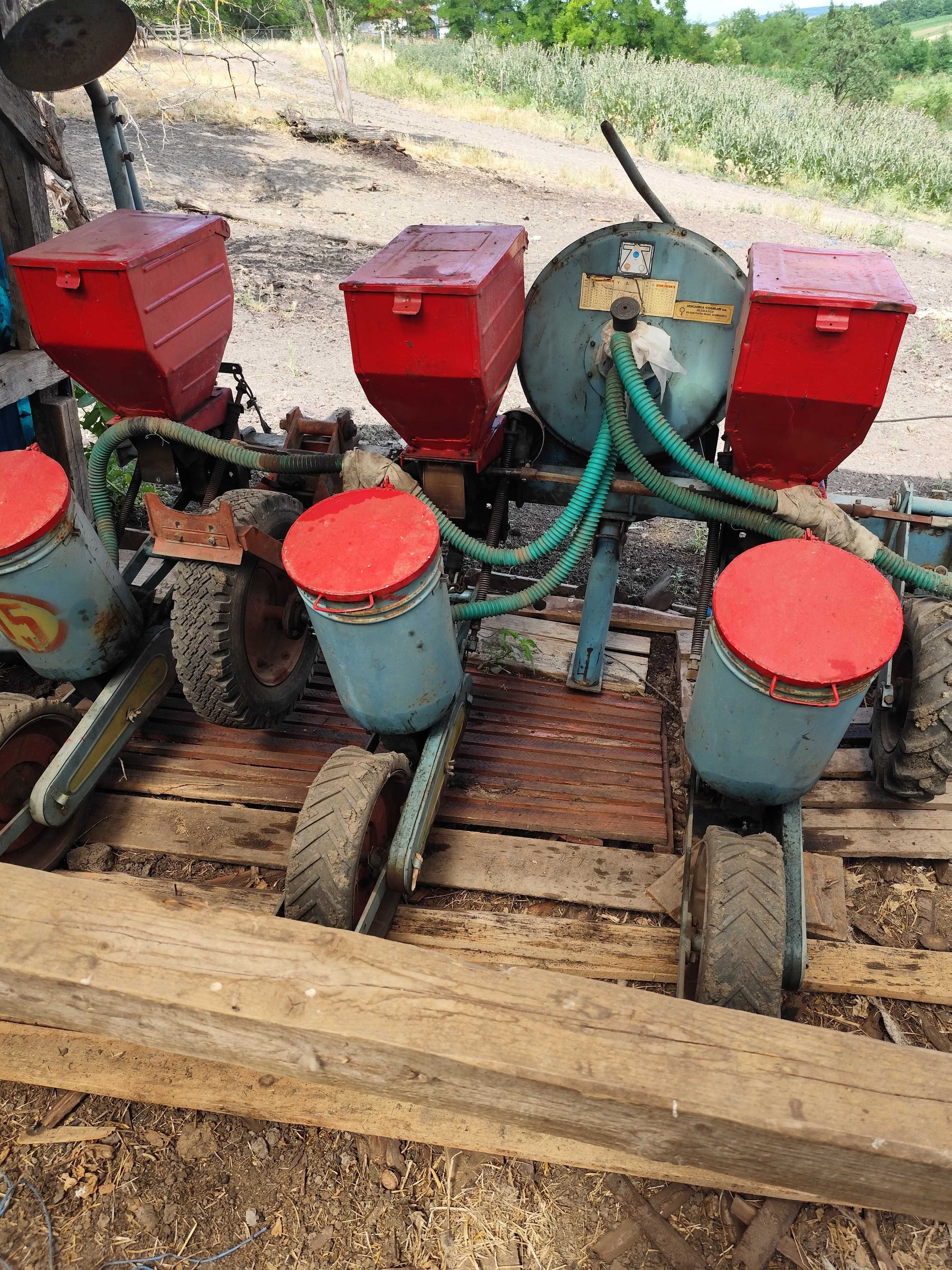 Semanatori agricole