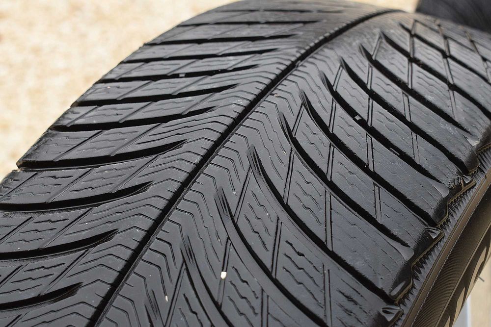 Четири бр. оригинални алуминиеви джанти за Honda cr-v 5х114.3-17''