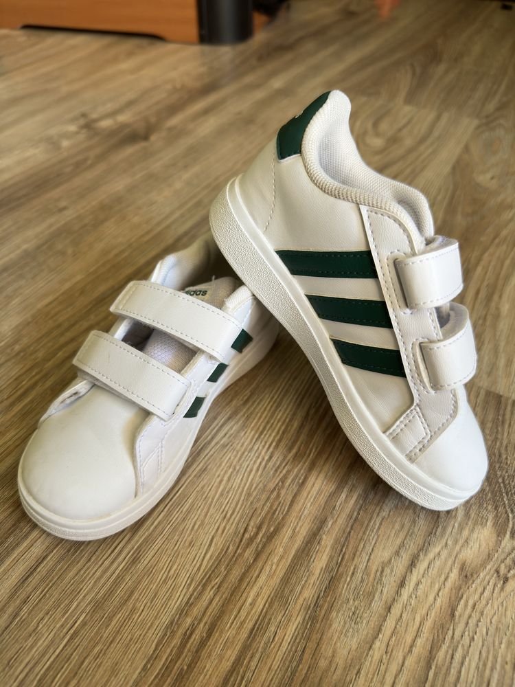 Кецове Adidas размер 26