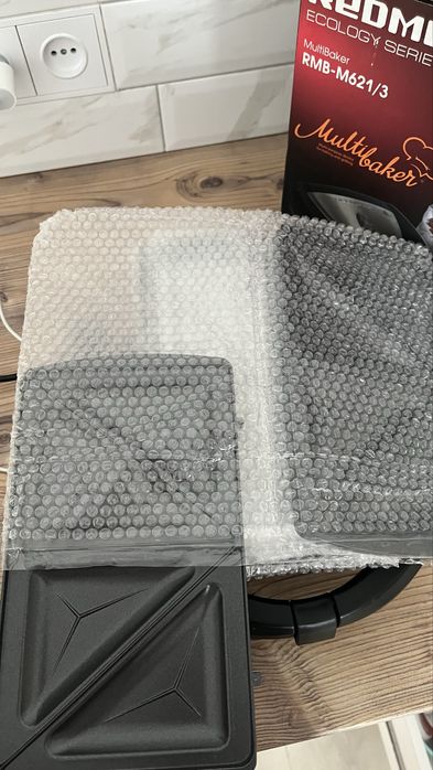 Вафельница.