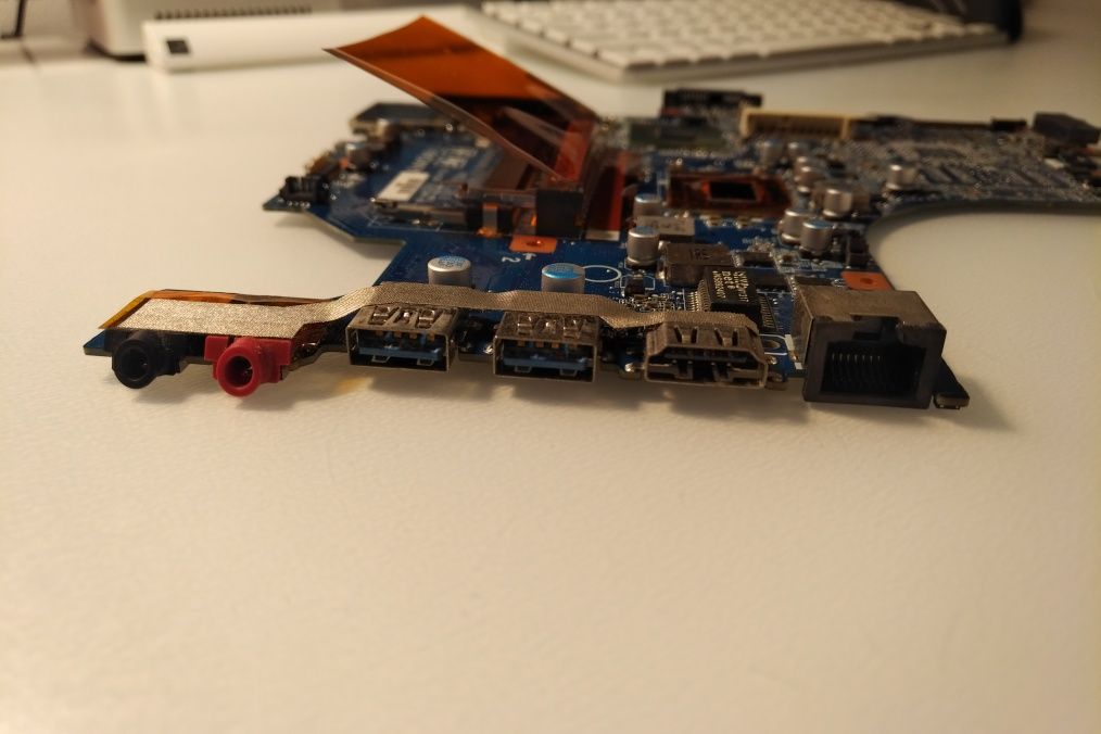 Vand placa de baza pentru laptop Sony Vaio