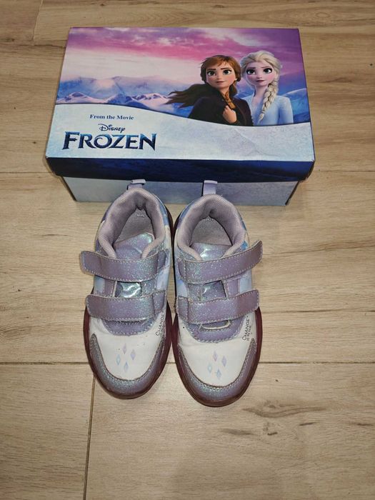 Детски светещи маратонки 29 номер