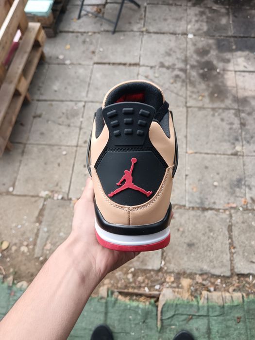 Jordan 4 X Pizza