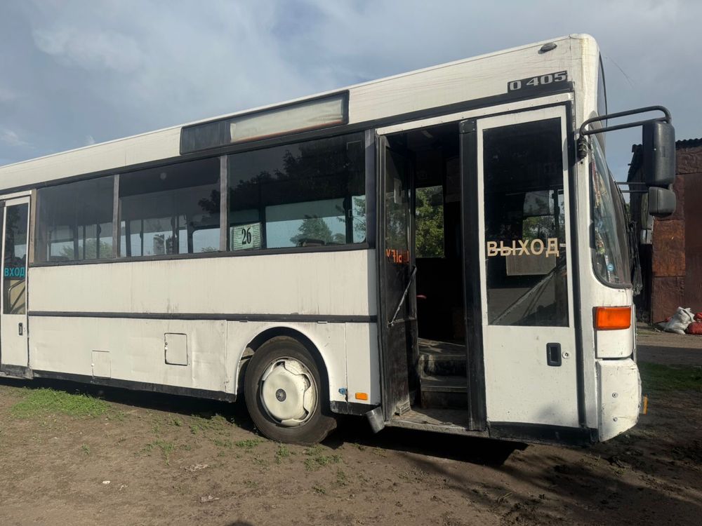 Автобус Мерседес