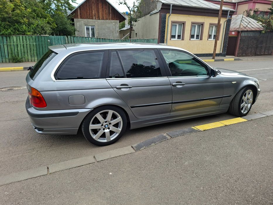 BMW 320i touring e46 an 2004