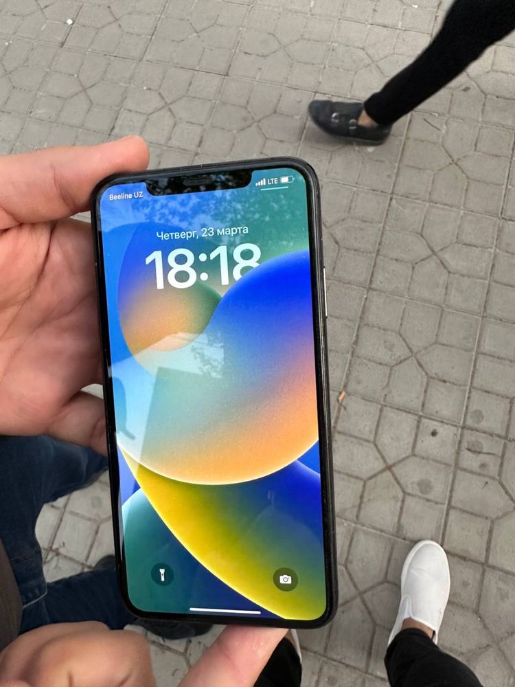 IPhone 11 pro max с гарантией