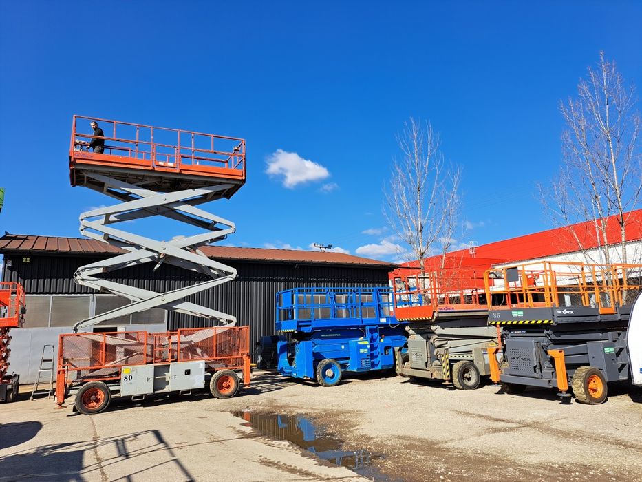 Societate vindem nacela foarfeca diesel4x4, 15m,16m,17m Vindem in RATE