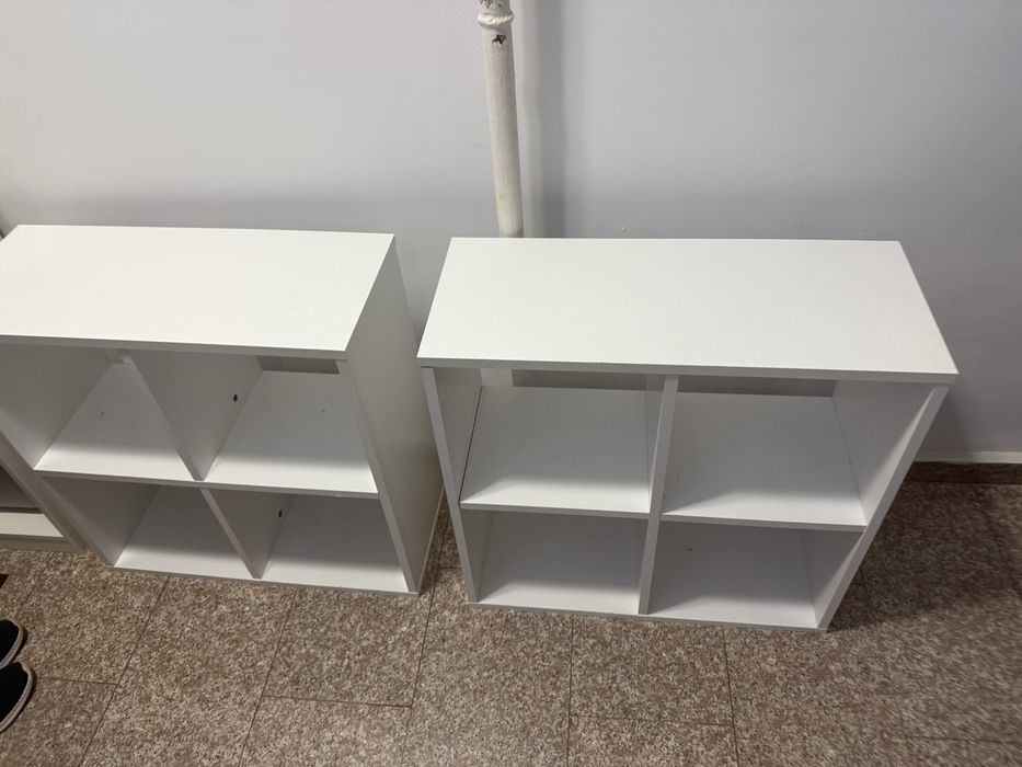 2 dulapuri albe ikea pentru depozitare