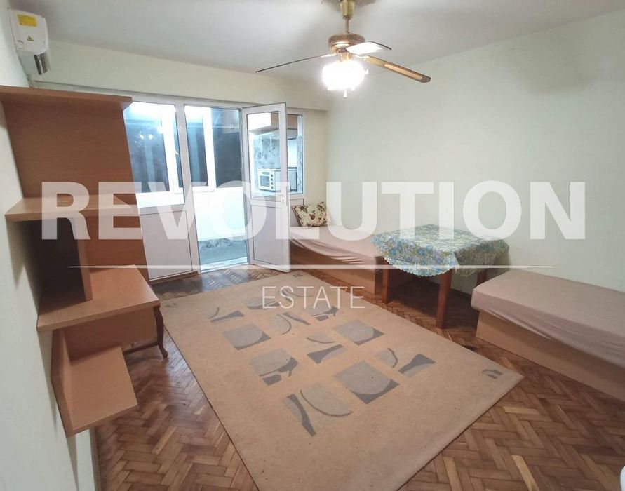 Дава се под наем Едностаен апартамент в Варна, Чайка - 30 кв.м за 275 € - Снимка #1