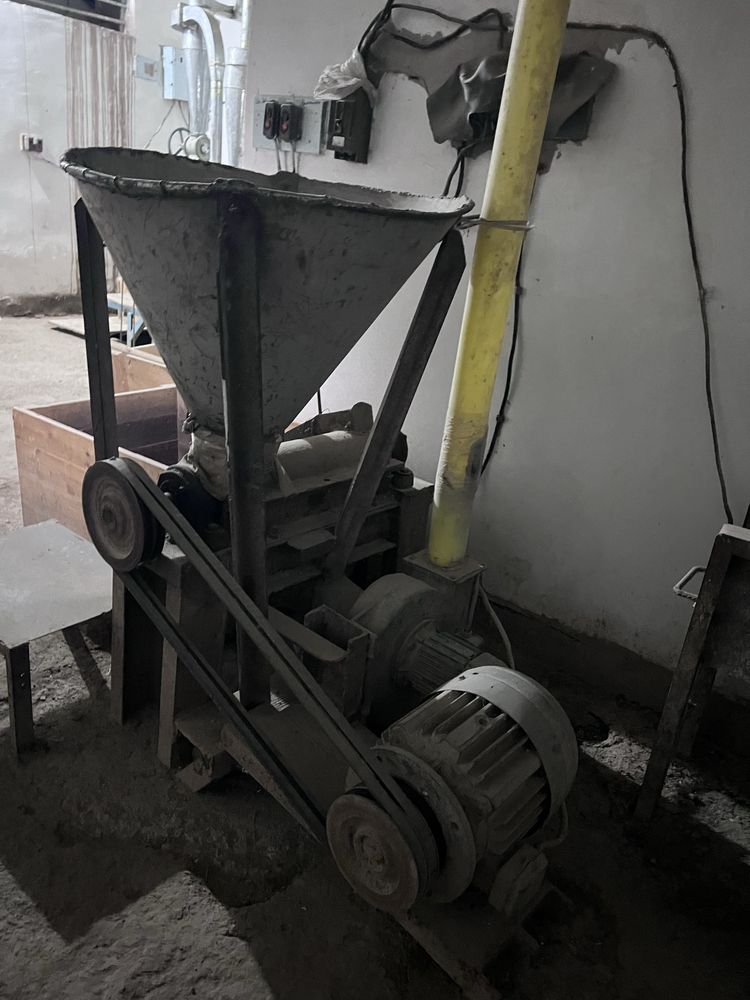 Un xoros,bugdoy tozalaydigan, makka drabilka