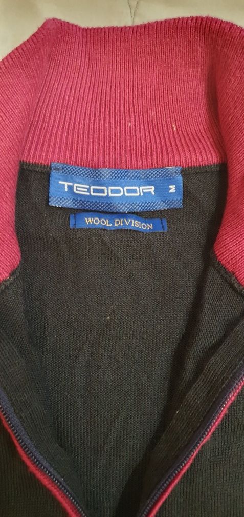 Пуловери Teodor размер М