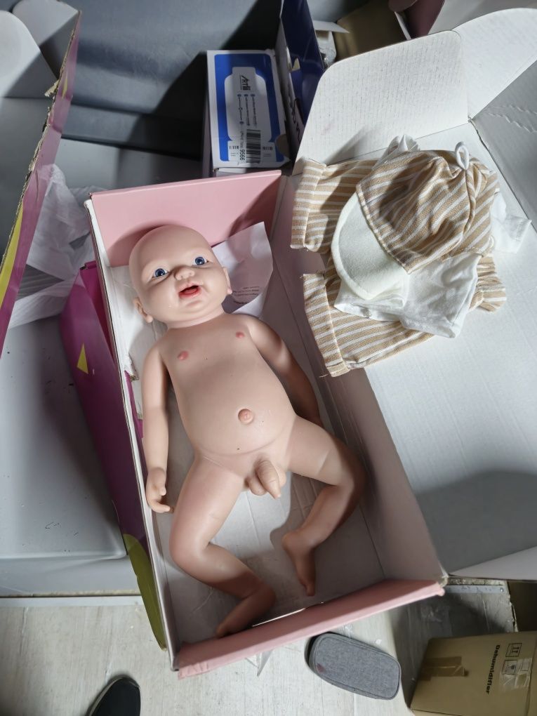 Reborn, сладко лице с 100%  силиконово , меко  тяло,