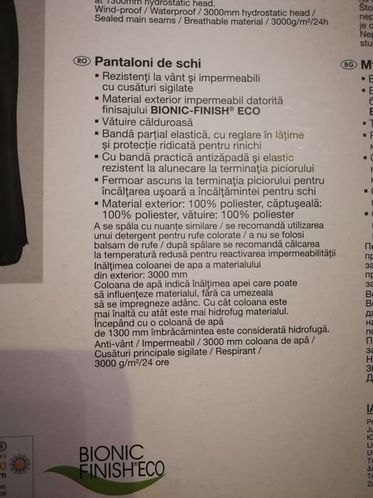 Pantaloni schi noi