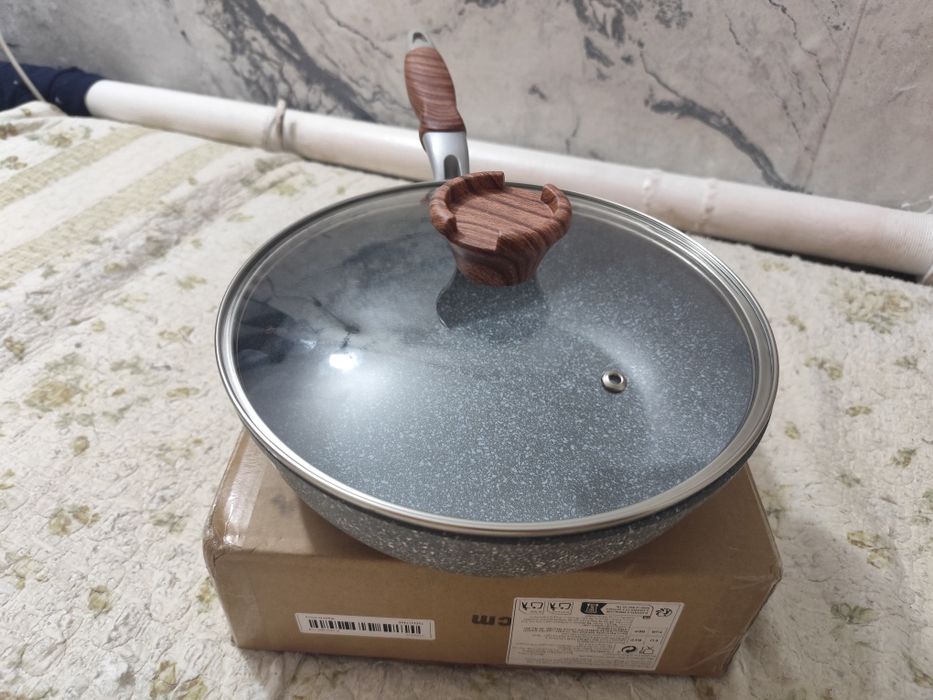 Сковорода 24 см новая