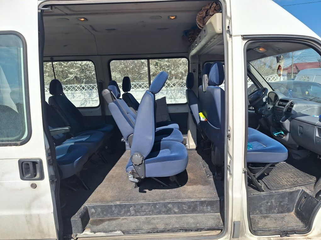 Fiat ducato 2,3 jtd  , 9 locuri.