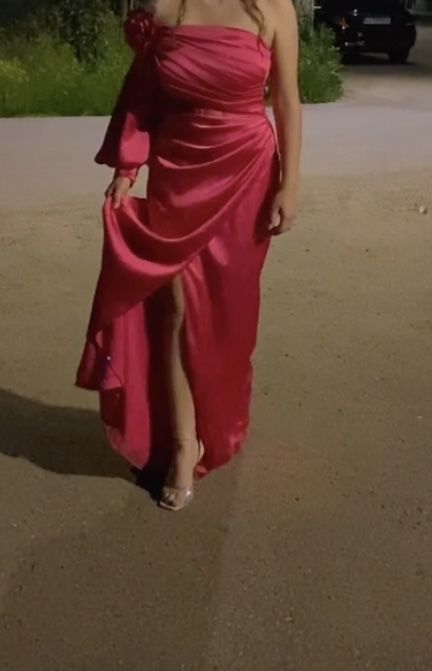 Vand rochie marimea M/L