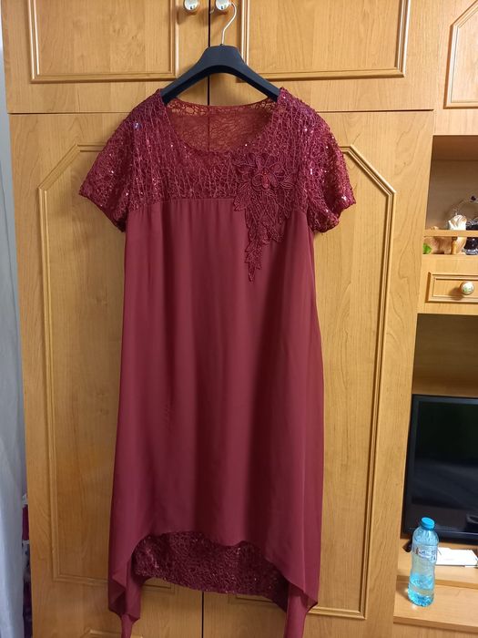 Vând rochie stare buna