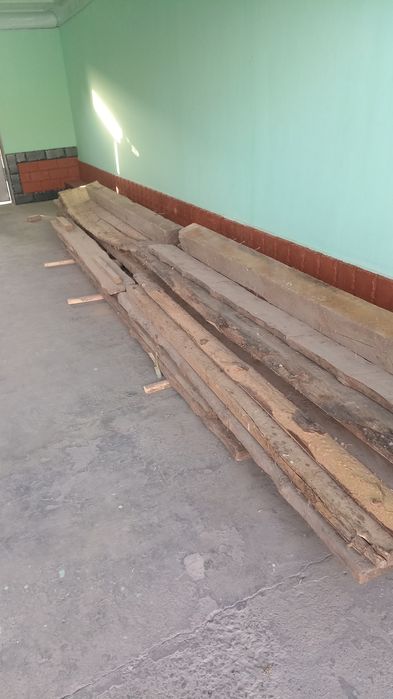 Eski taxta va temirlar