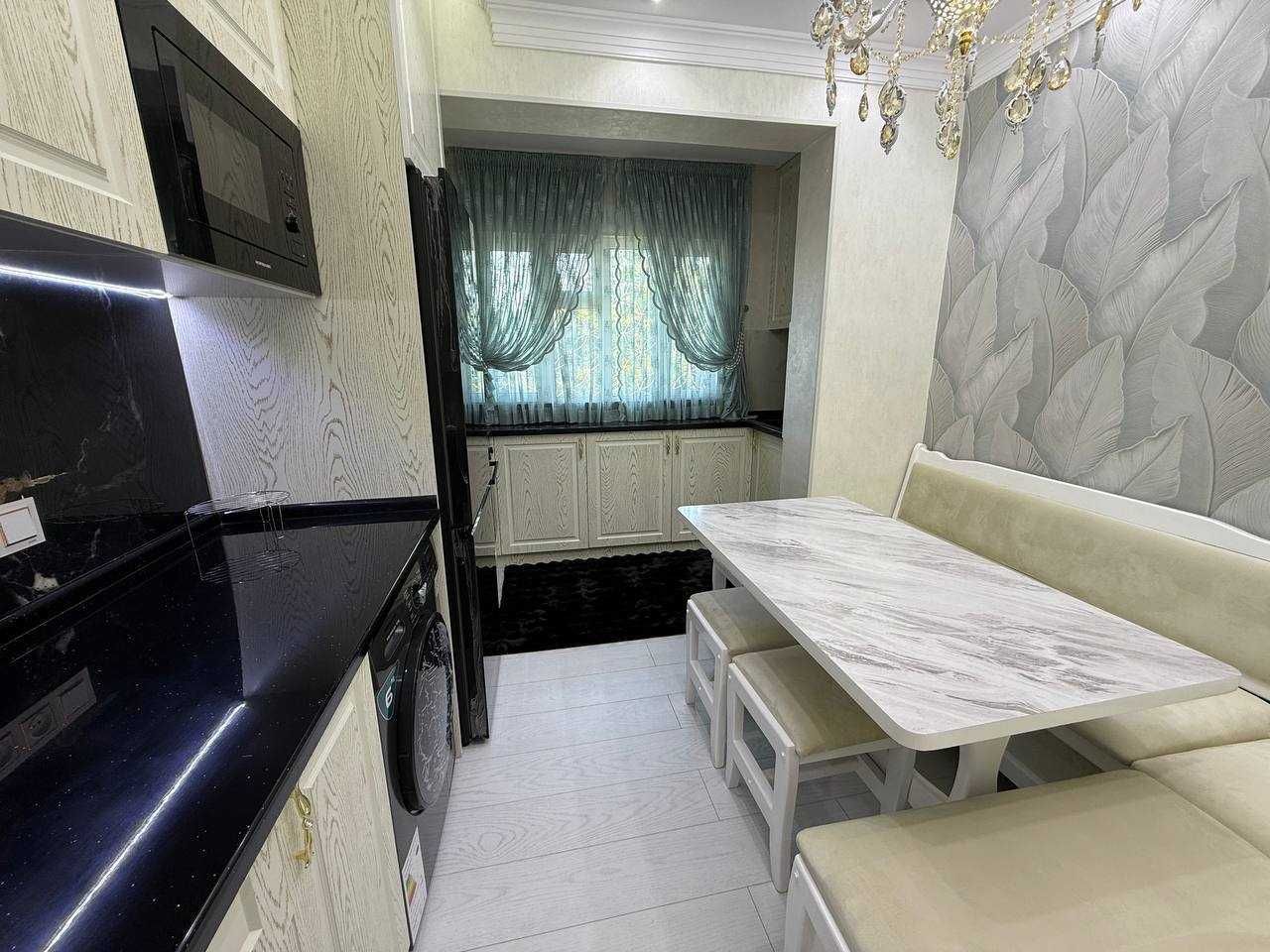 СРОЧНО продажа 4/3/4 ул. Садык Азимова, 90м2